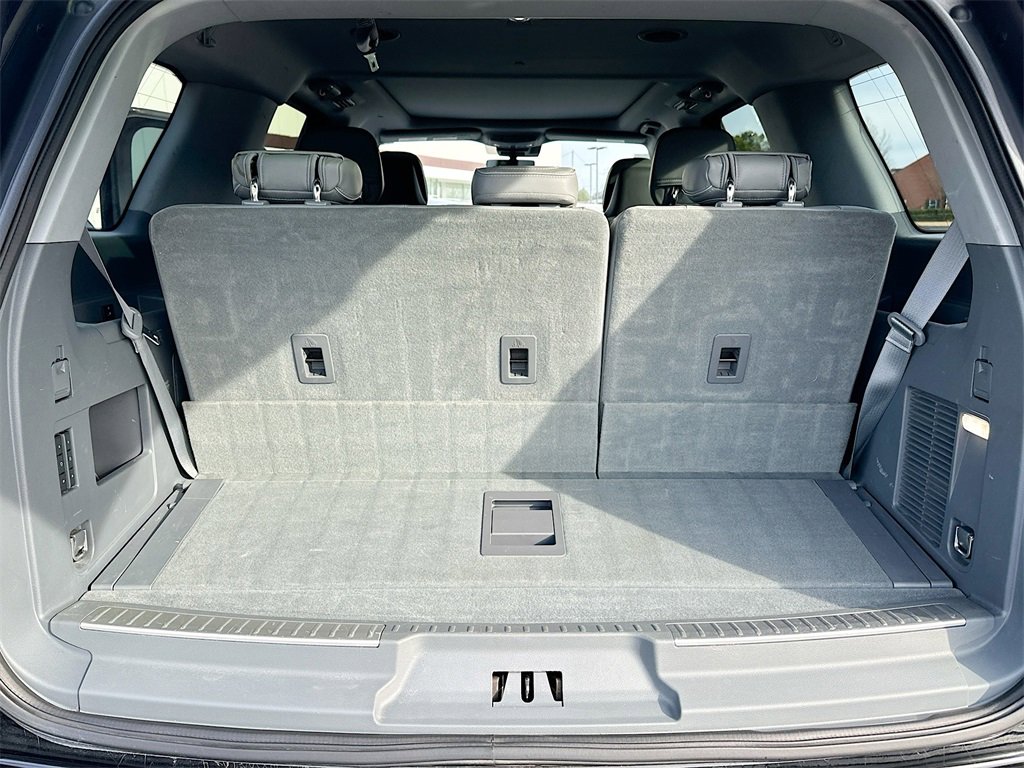 Used 2018 Lincoln Navigator Reserve w/ Technology Package image 16