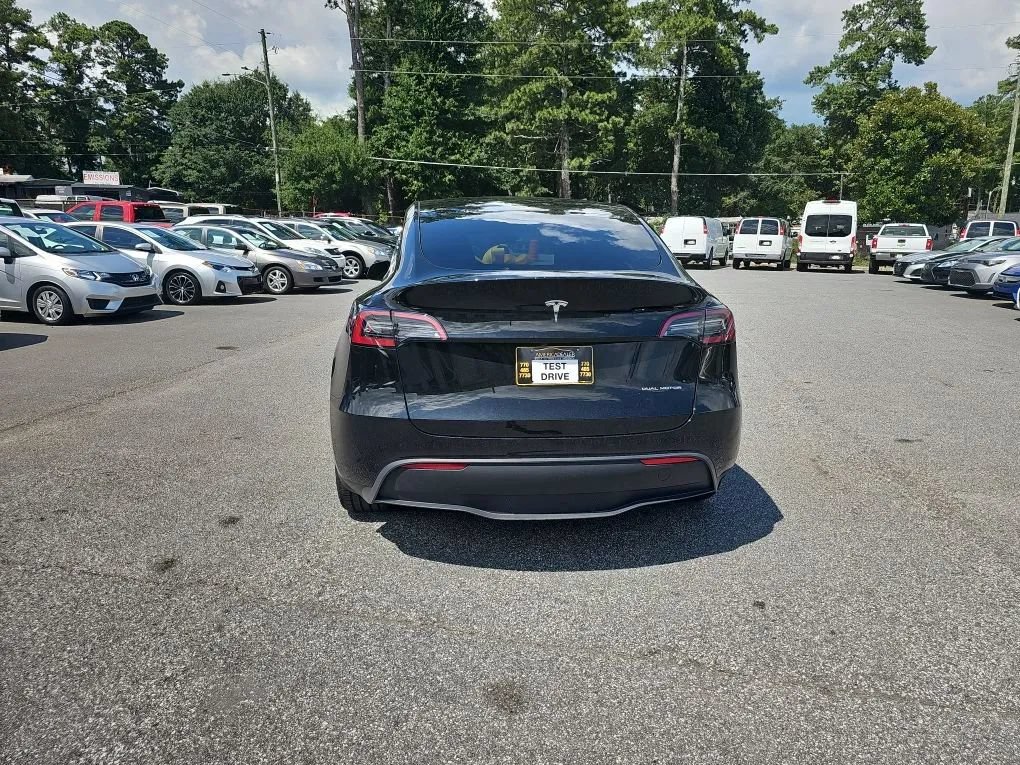 Used 2023 Tesla Model Y Long Range AWD/4WD image 4