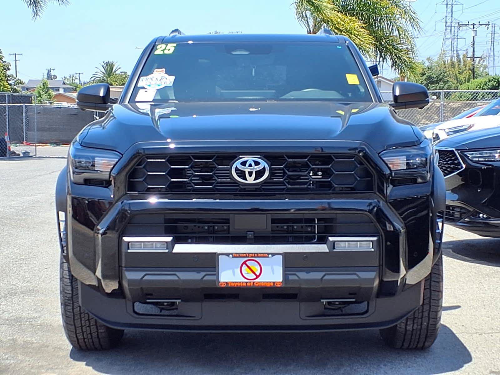 Certified 2025 Toyota 4Runner TRD Off-Road Premium AWD/4WD image 2