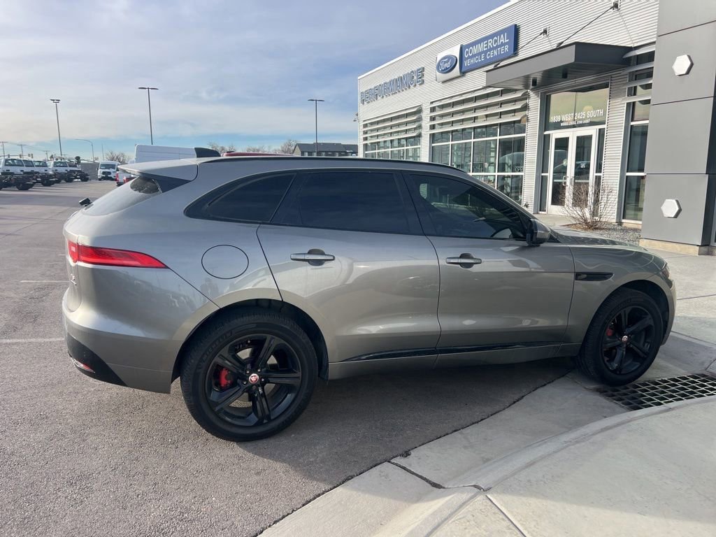 Used 2020 Jaguar F-PACE S image 3