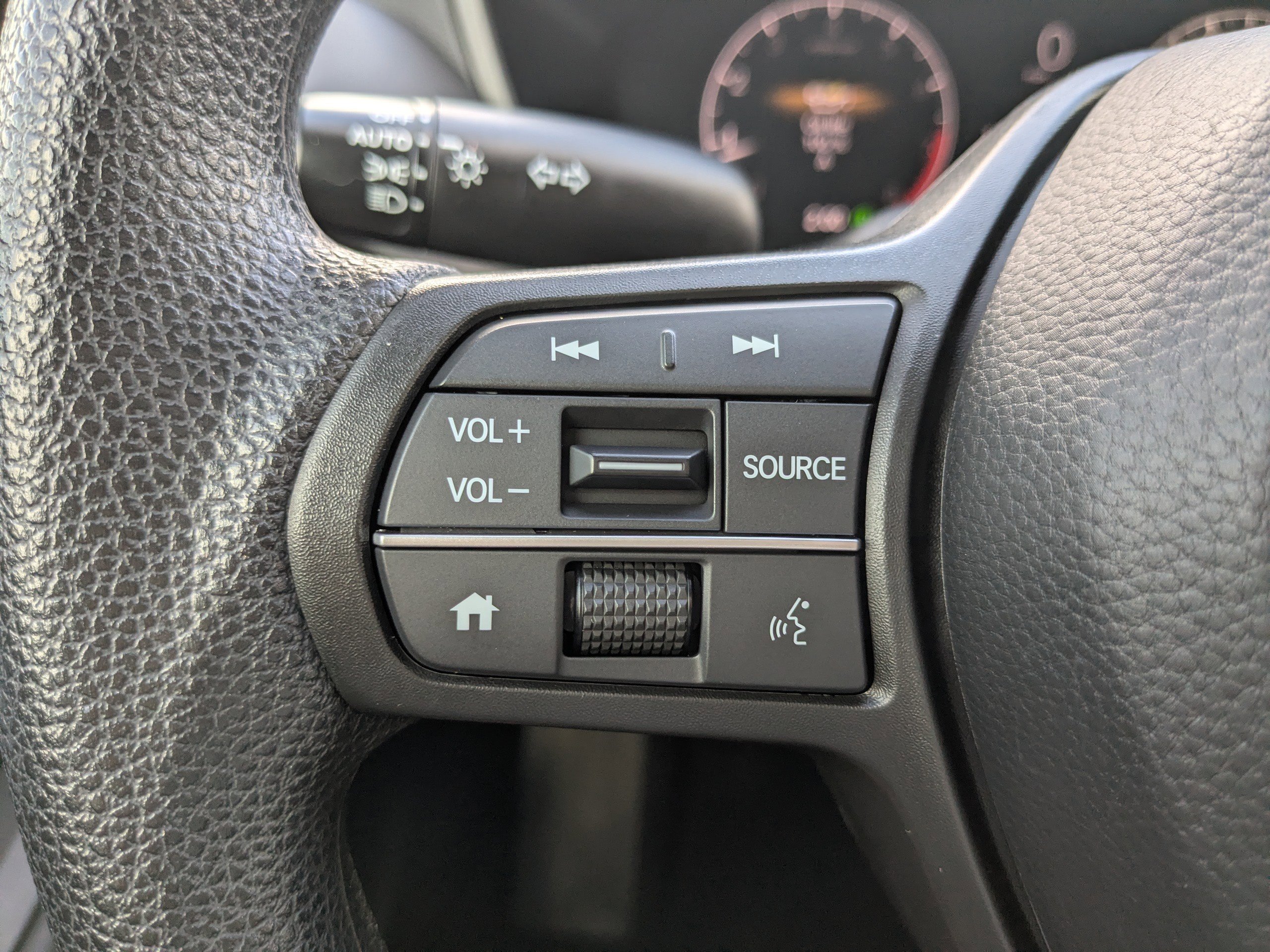 Used 2023 Honda HR-V LX image 26