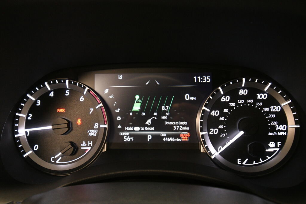 Certified 2024 Toyota Highlander LE image 13