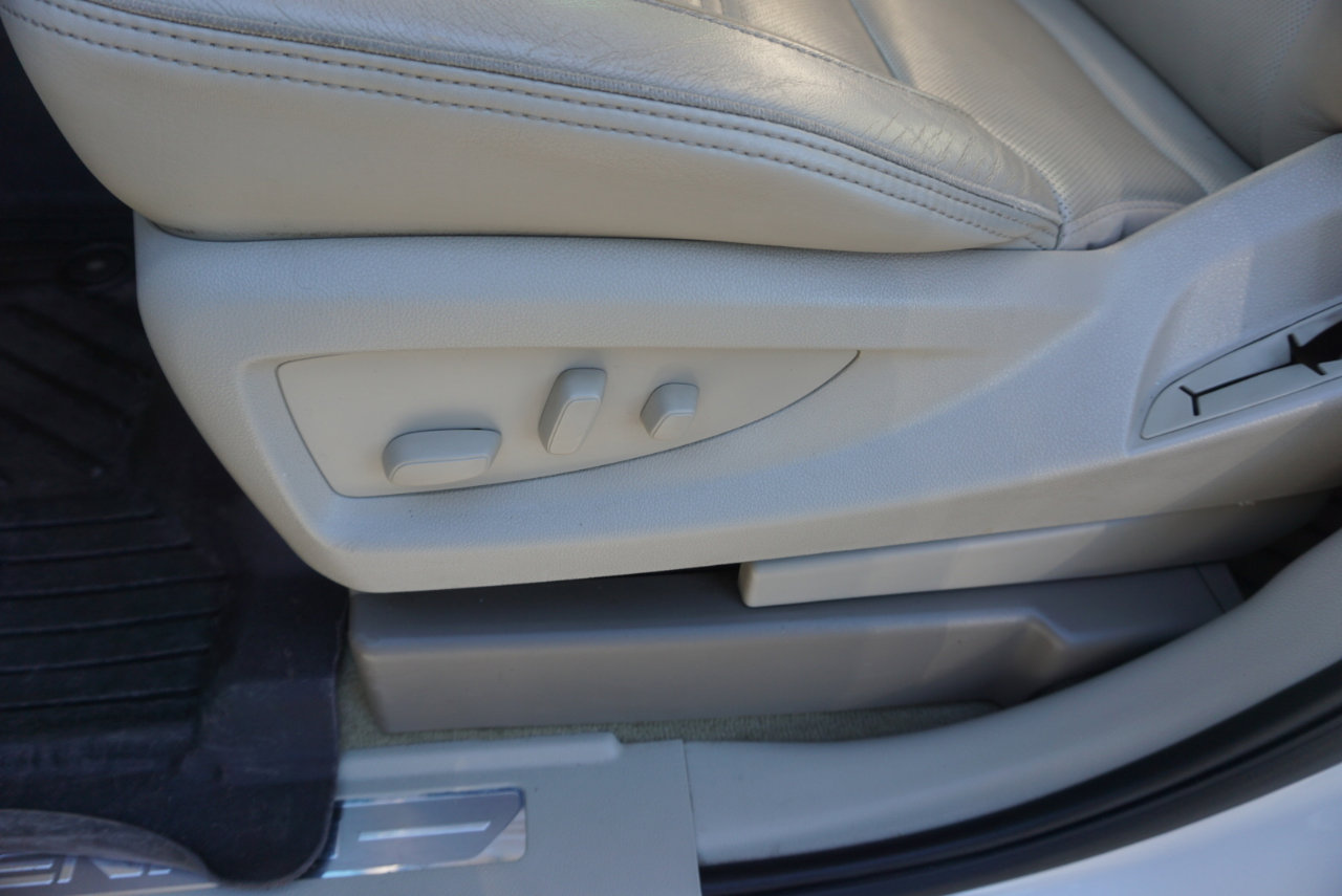 Used 2018 GMC Yukon Denali w/ Open Road Package image 19