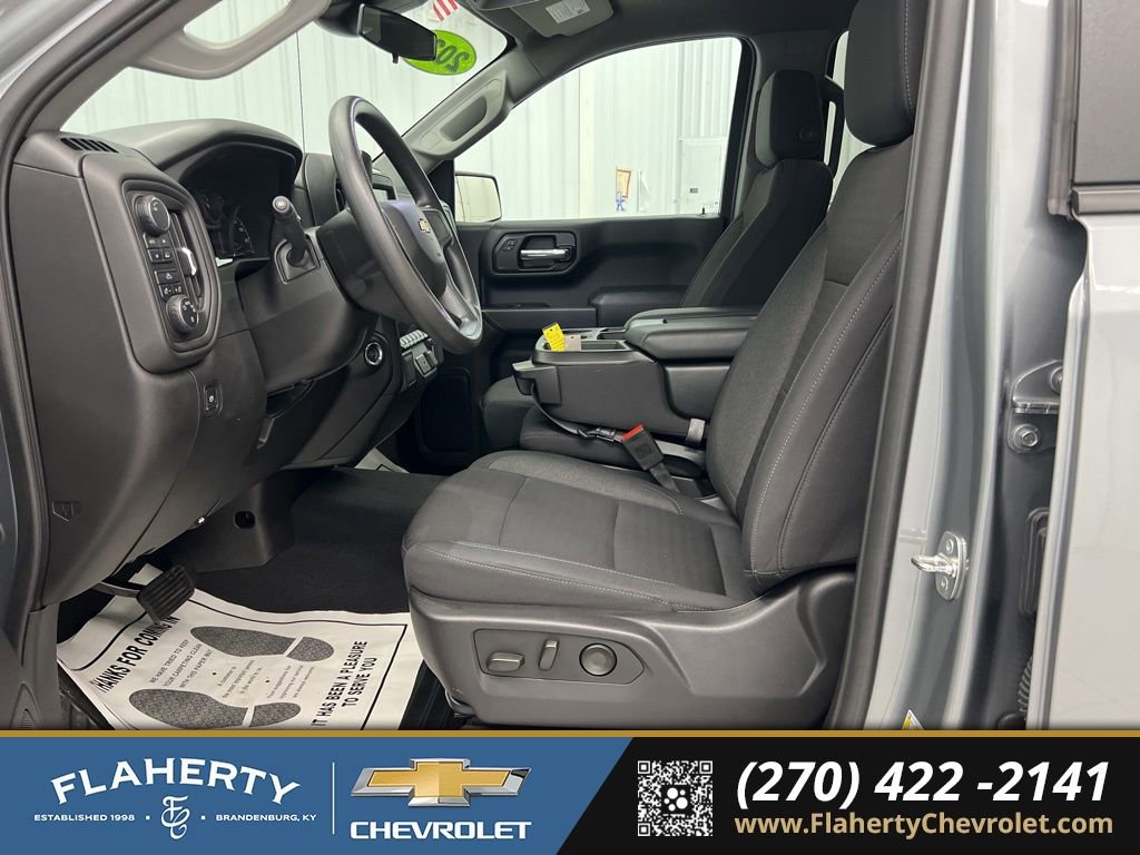 Used 2024 Chevrolet Silverado 1500 Custom AWD/4WD image 9