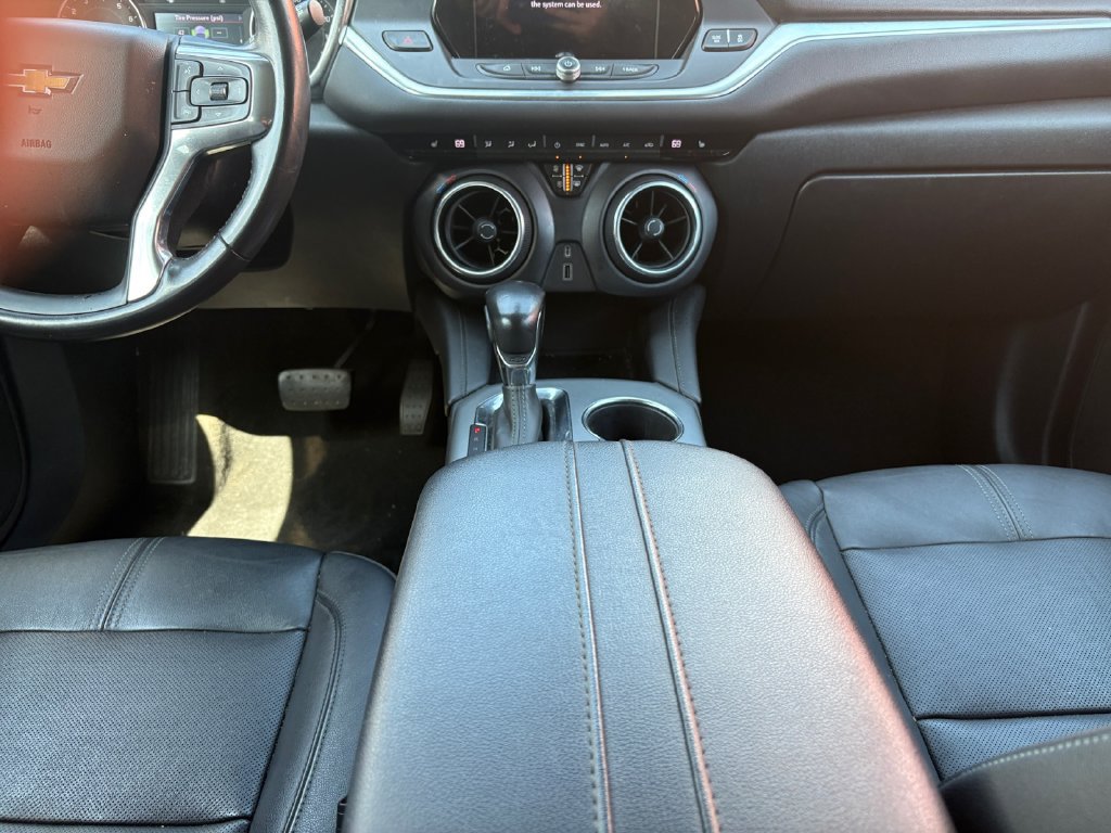 Used 2019 Chevrolet Blazer LT w/ Sound & Technology Package AWD/4WD image 10