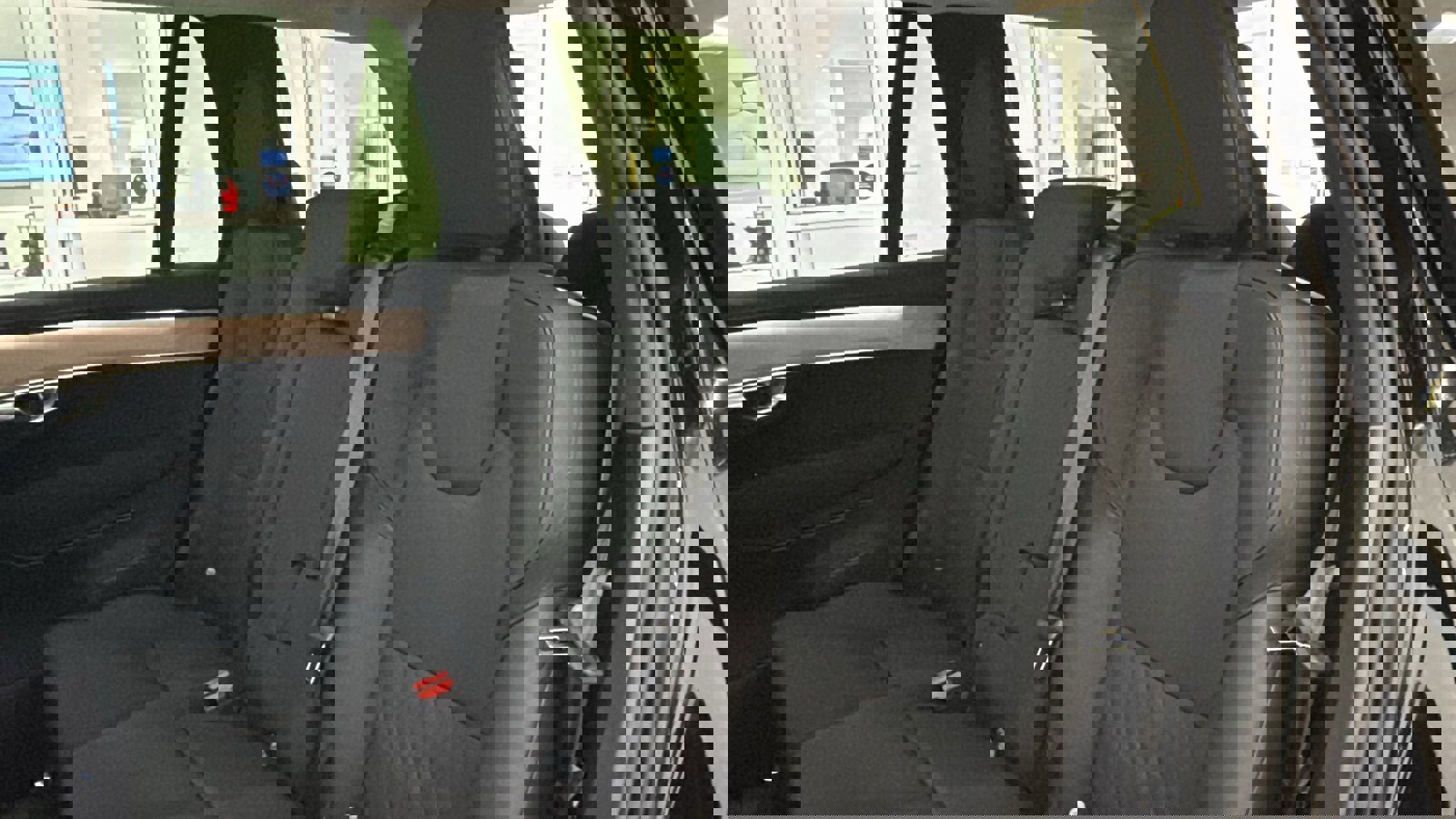 Used 2026 Volvo XC90 B6 Plus w/ Protection Package Premier image 26