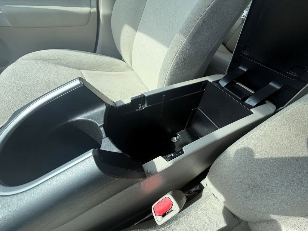 Used 2015 Toyota Prius Three FWD image 16