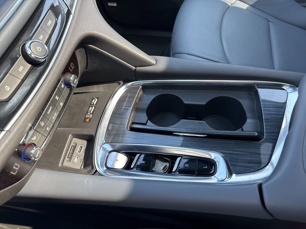 Used 2024 Buick Enclave Essence w/ Experience Buick Package image 36