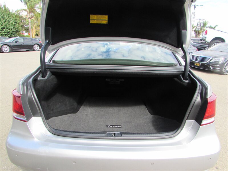 Used 2013 Lexus LS 460 AWD w/ F-Sport Pkg image 26