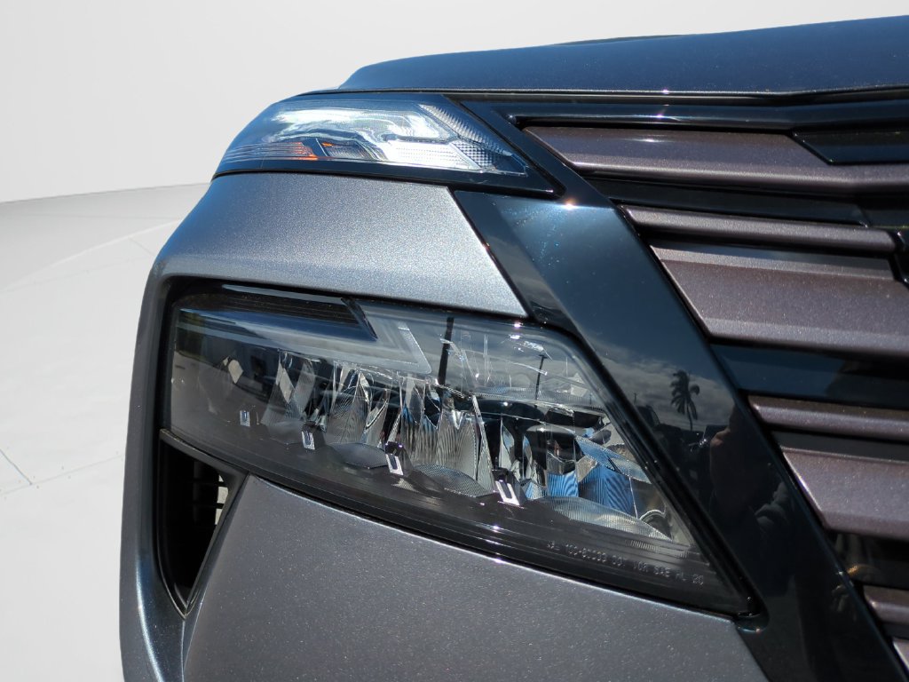 Certified 2026 Nissan Rogue SV w/ Cold Weather Package FWD image 18