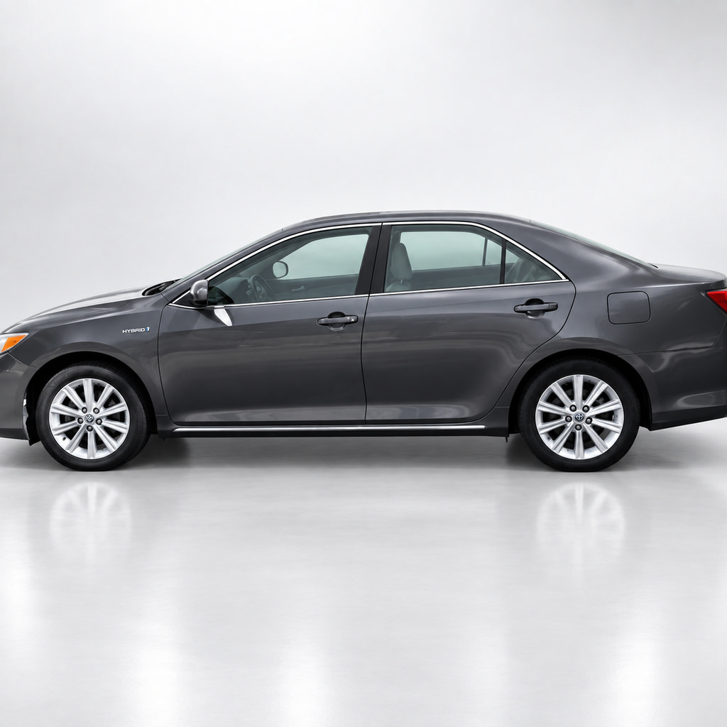 Used 2014 Toyota Camry XLE w/ Leather Package FWD image 11