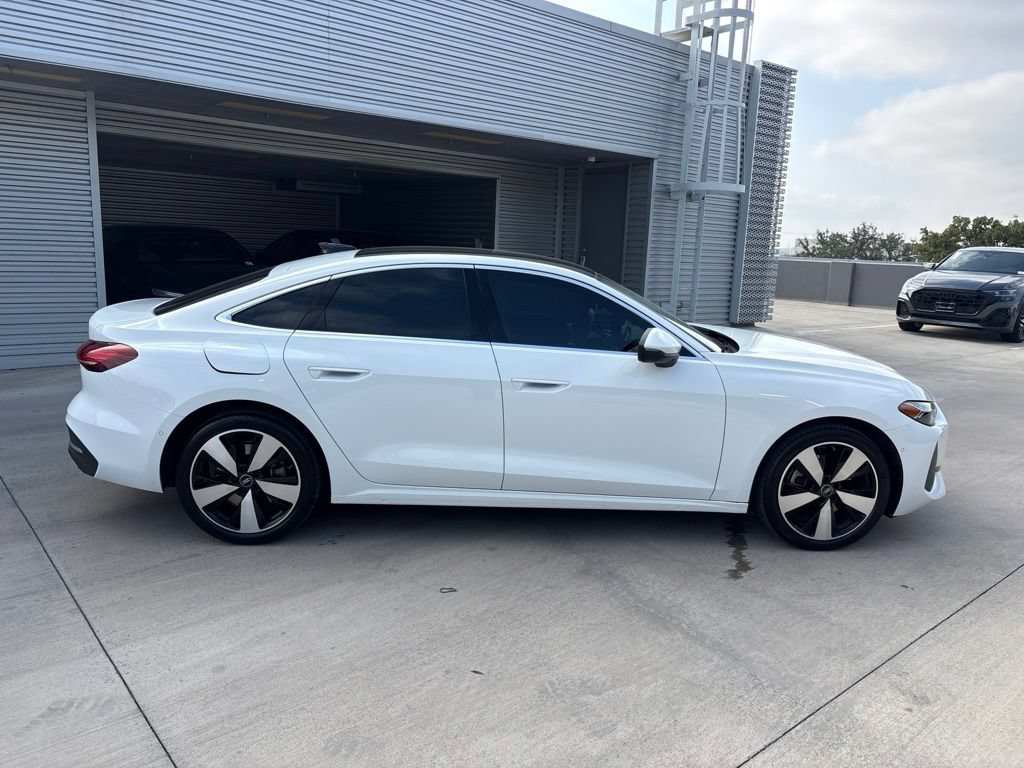 Used 2025 Audi A5 2.0T Premium Plus w/ Premium Plus AWD/4WD image 4