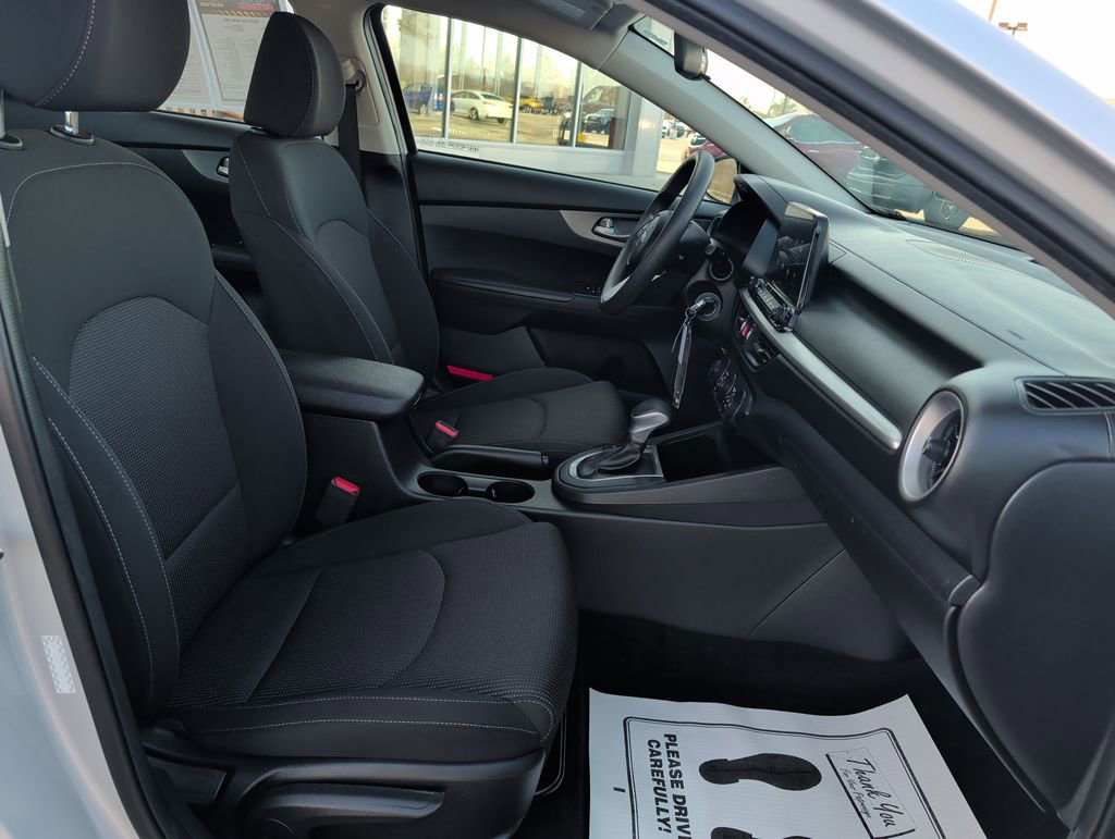 Used 2021 Kia Forte LXS image 21
