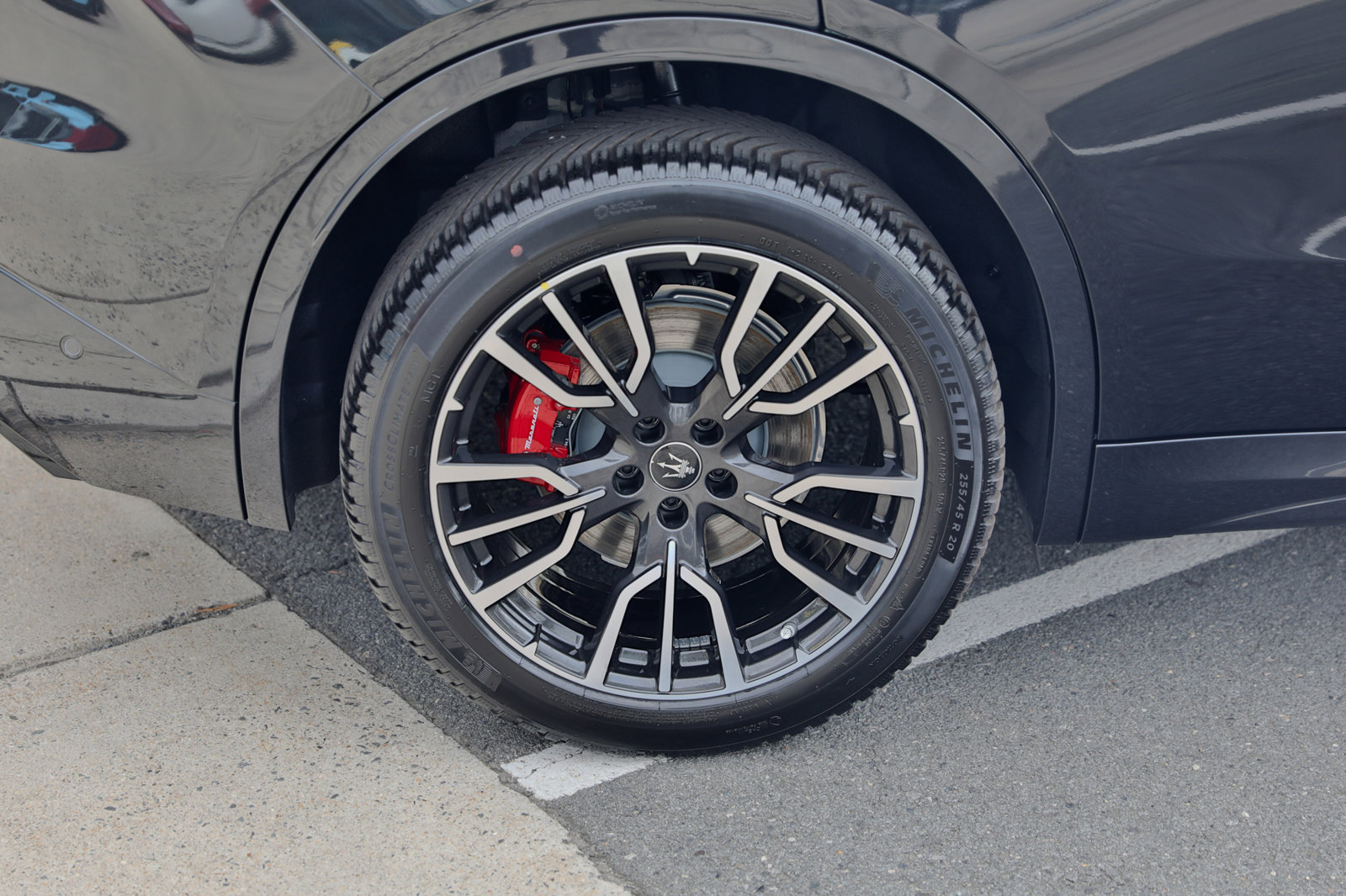 New 2024 Maserati Grecale GT image 11