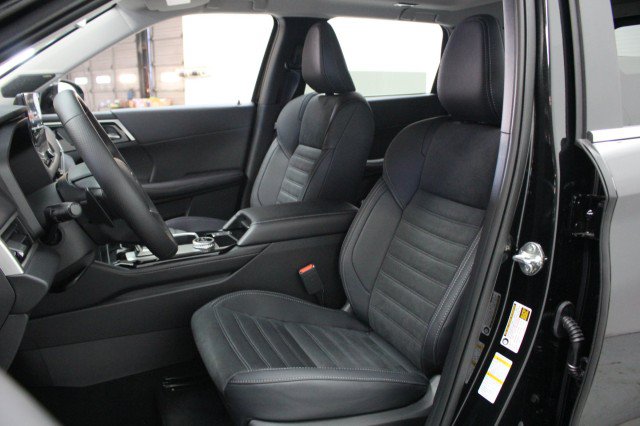 New 2026 Mitsubishi Outlander SE FWD image 7