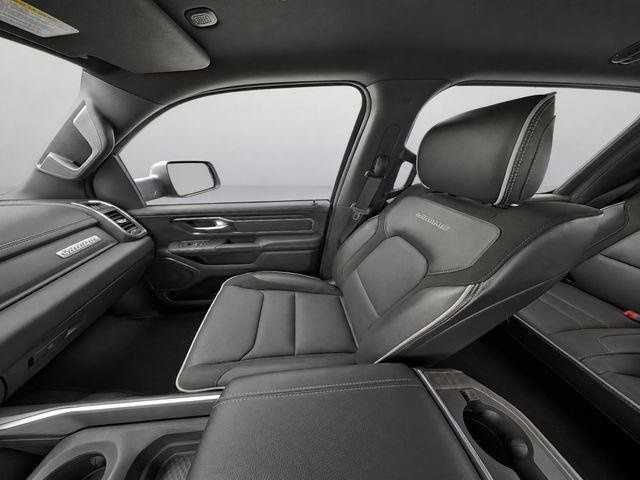 Used 2026 RAM 1500 Laramie AWD/4WD image 18