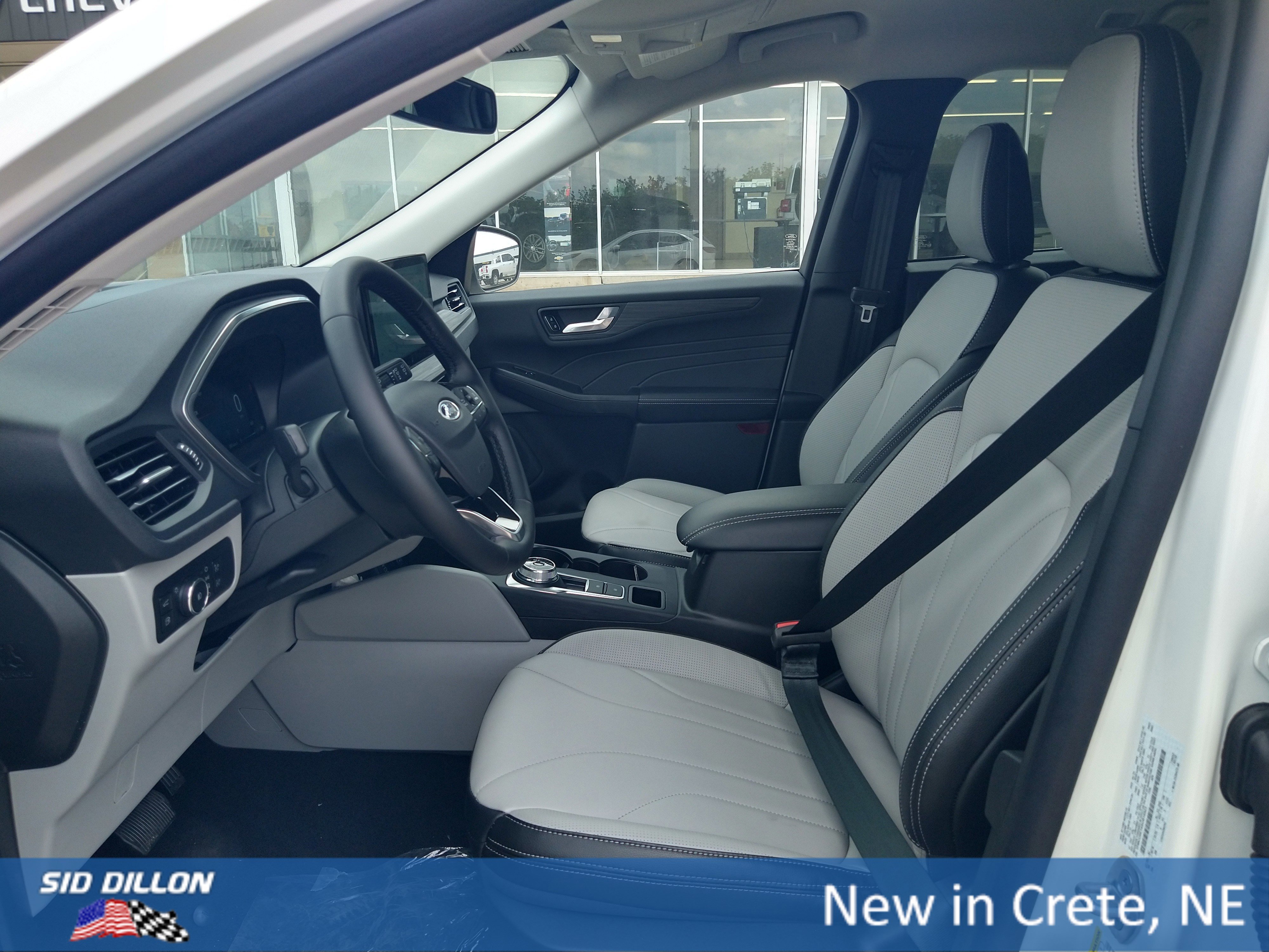 New 2025 Ford Escape SE w/ PHEV Premium Package image 4