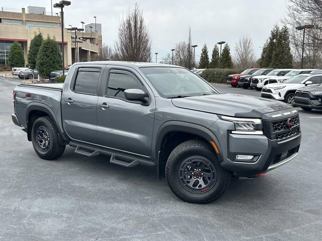 Used 2025 Nissan Frontier PRO-4X image 2