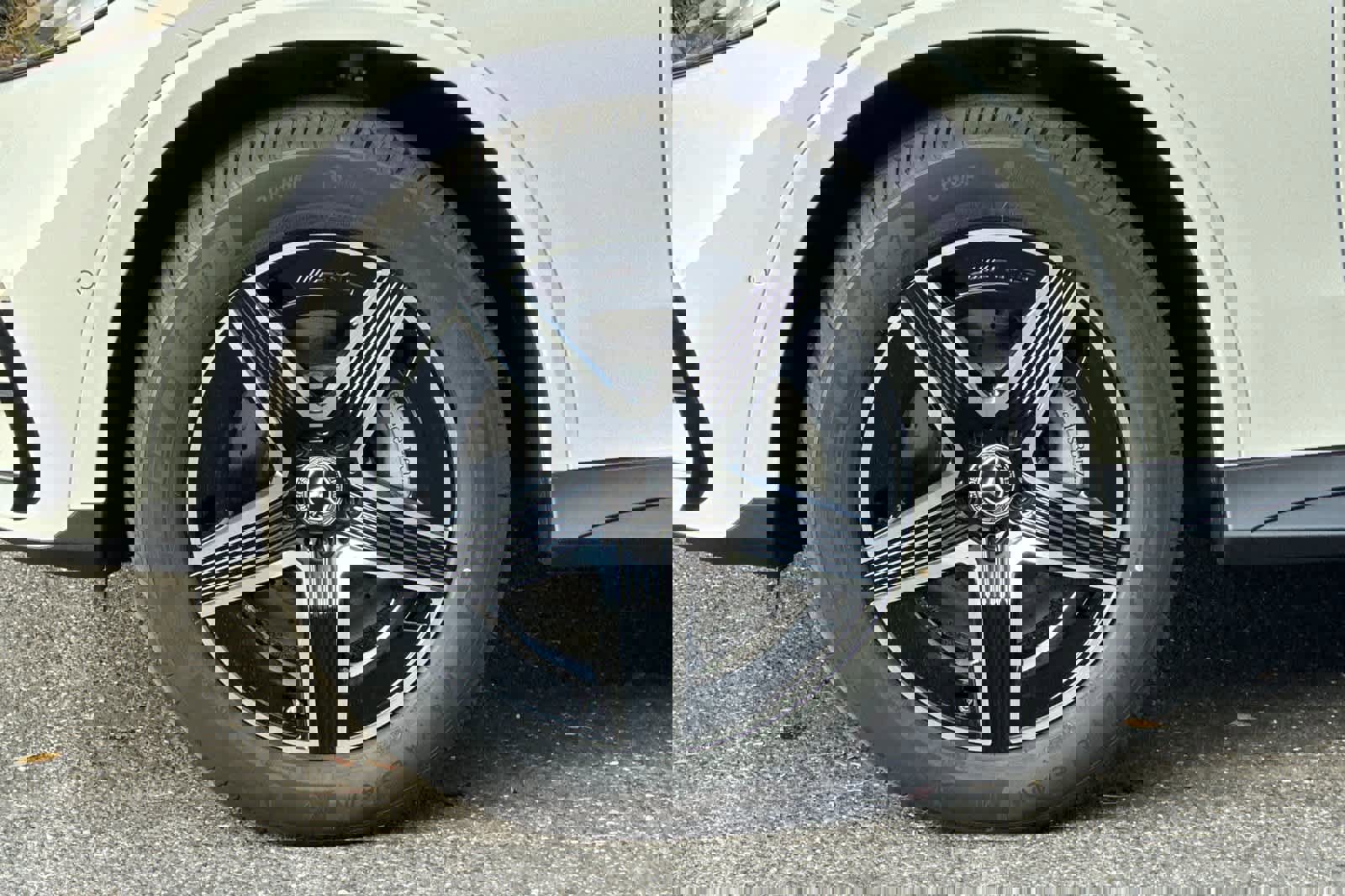 New 2026 Mercedes-Benz GLC 300 4MATIC image 24