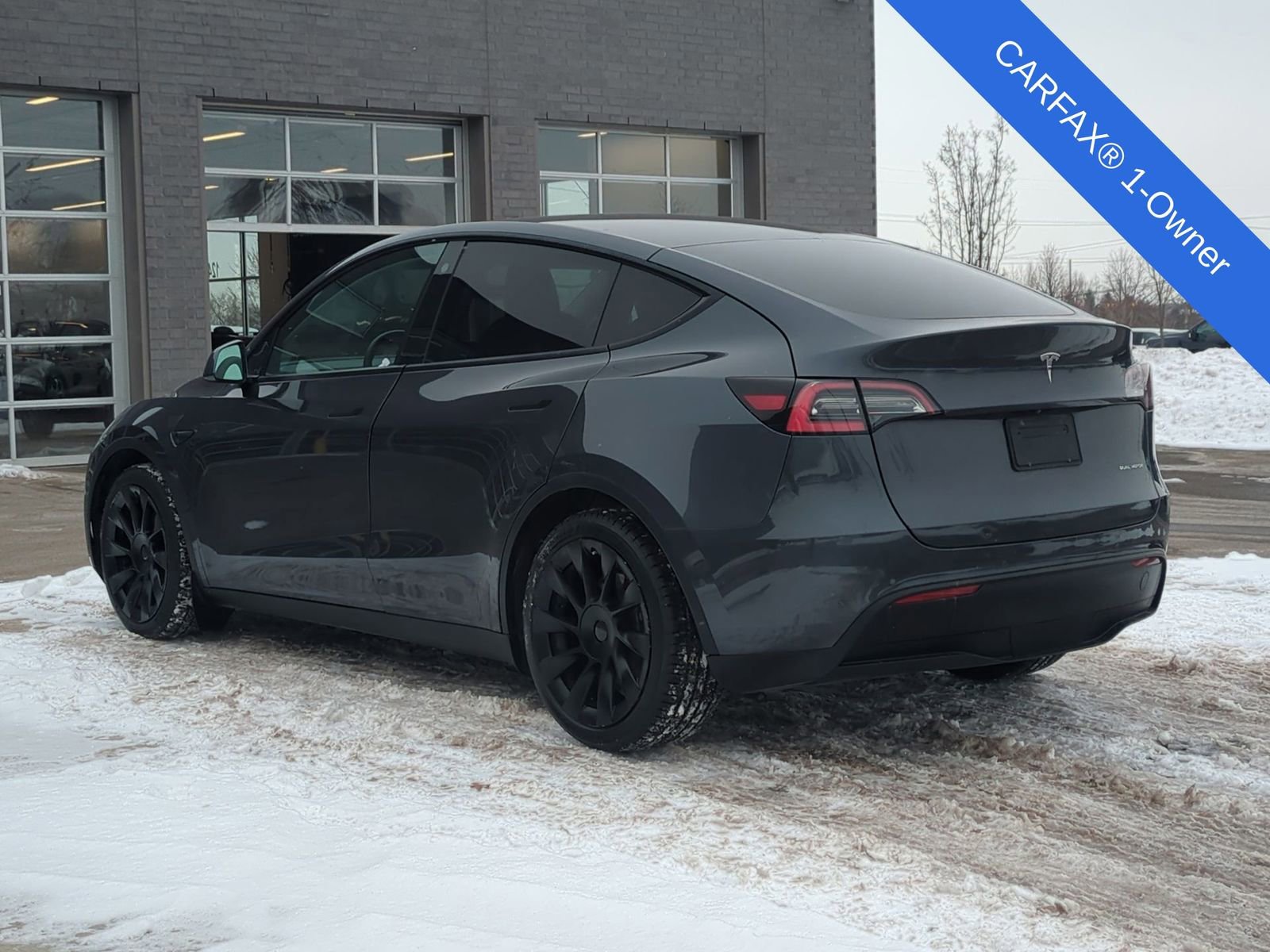 Used 2021 Tesla Model Y Long Range image 4
