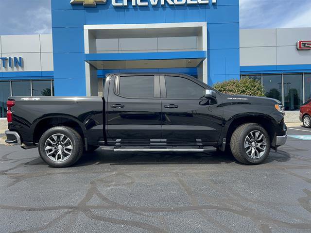 Used 2023 Chevrolet Silverado 1500 LT image 8