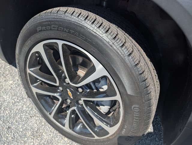 Used 2025 Chevrolet TrailBlazer LT AWD/4WD image 32