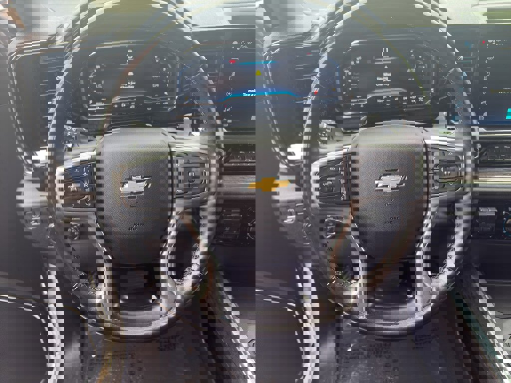 Used 2023 Chevrolet Silverado 1500 LTZ image 16