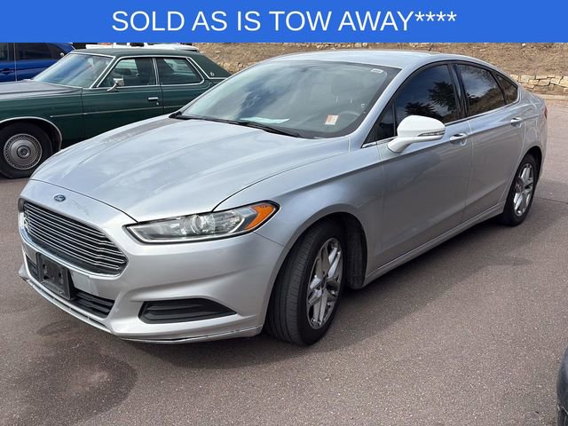 Used 2015 Ford Fusion SE FWD image 1