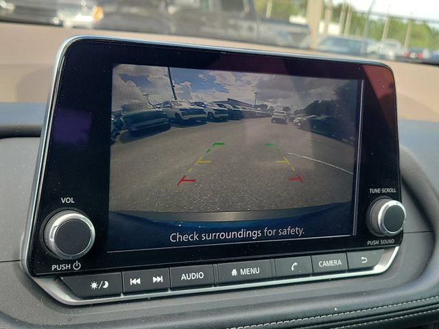 Used 2023 Nissan Rogue SV FWD image 30