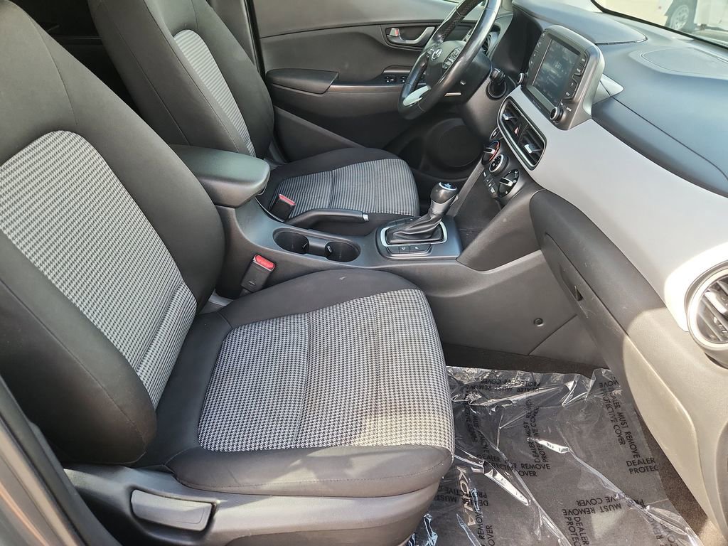 Used 2021 Hyundai Kona SEL FWD image 13