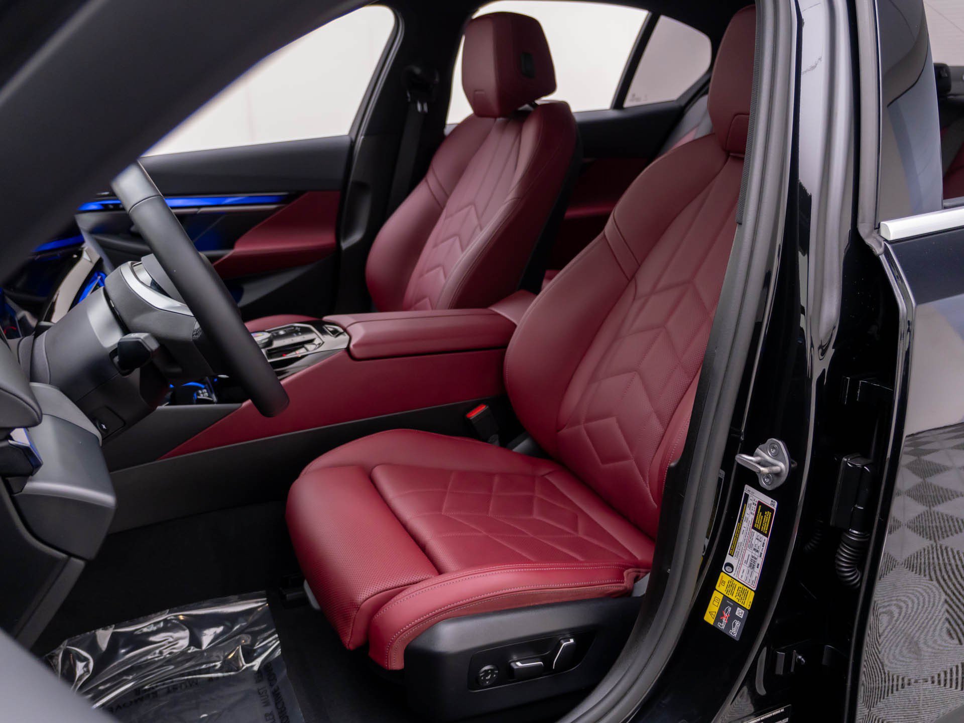Certified 2024 BMW i5 eDrive40i w/ Premium Package RWD image 17