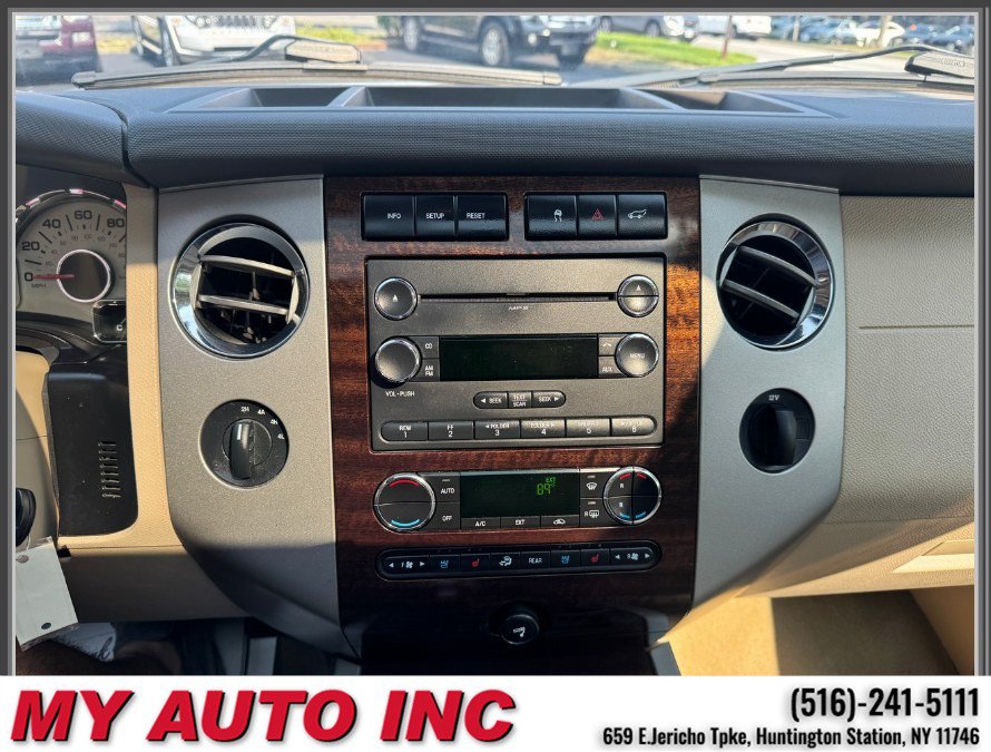 Used 2011 Ford Expedition XLT w/ 202A Rapid Spec Order Code AWD/4WD image 18