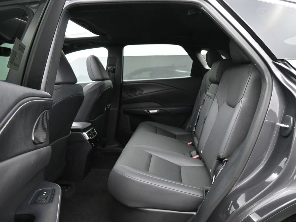 Used 2024 Lexus RX 350 Premium w/ Accessory Package (Z1) AWD/4WD image 17