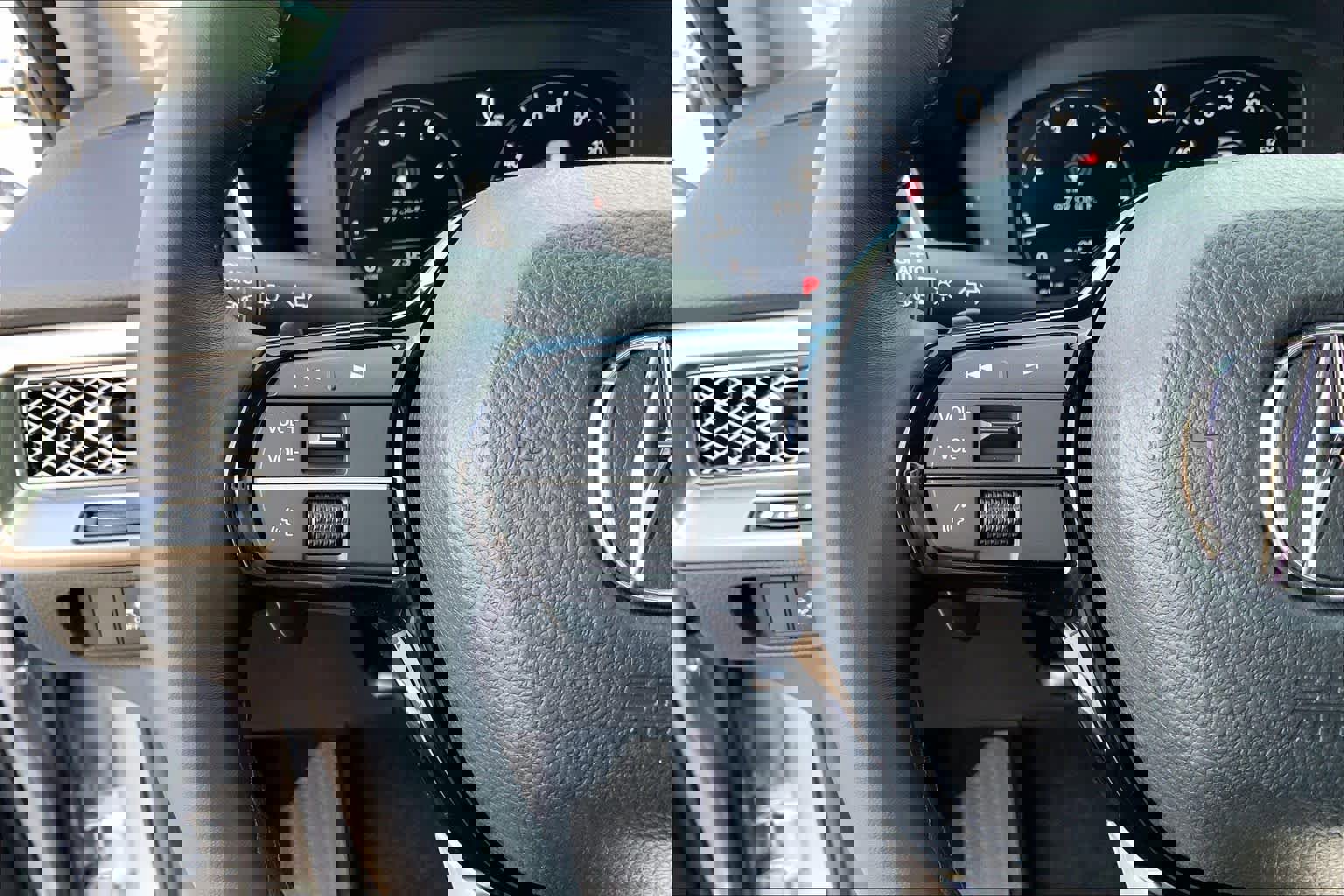 Certified 2026 Acura Integra FWD image 23