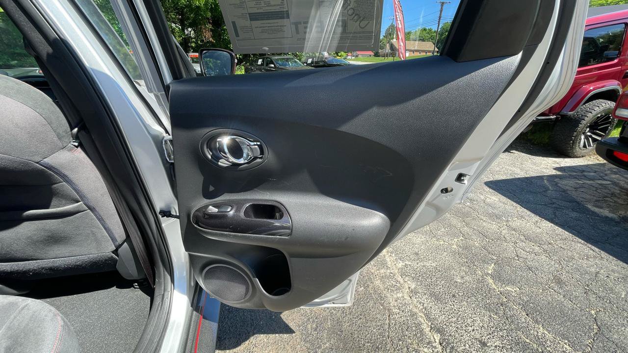 Used 2016 Nissan Juke NISMO AWD/4WD image 22