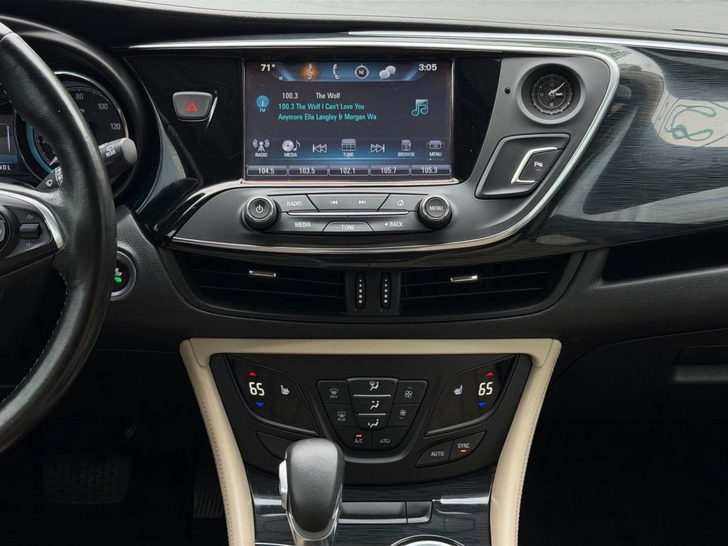 Used 2017 Buick Envision Essence w/ LPO, Cargo Package FWD image 18