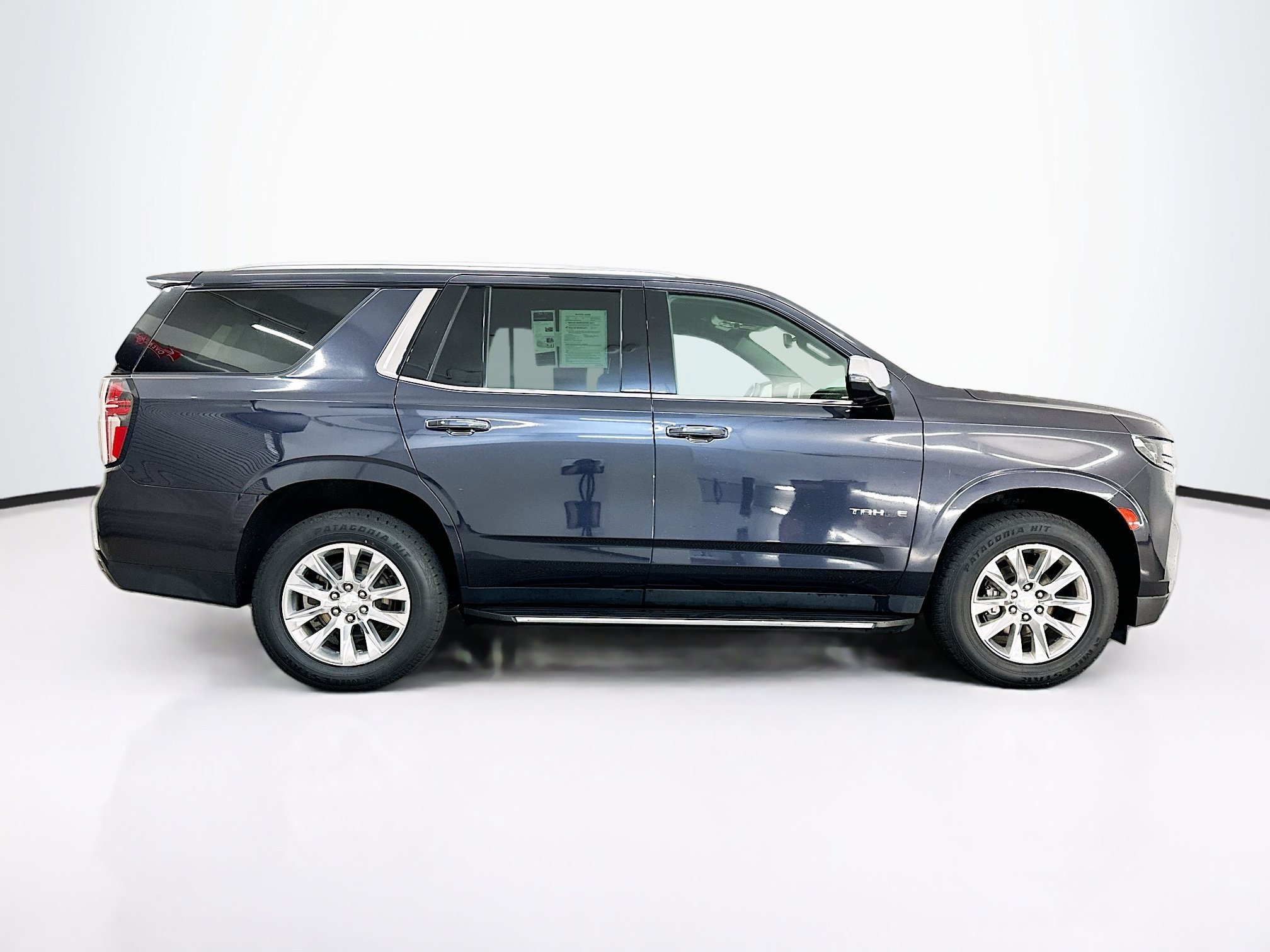 Used 2023 Chevrolet Tahoe Premier AWD/4WD image 10