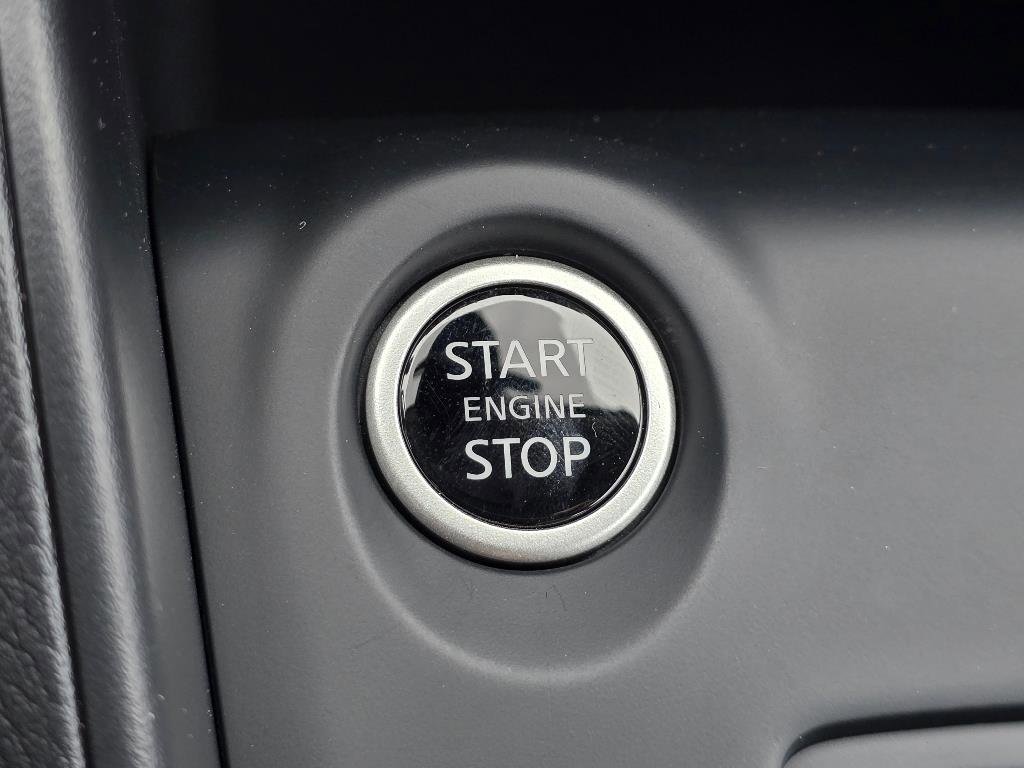 New 2025 Nissan Kicks Play S image 21