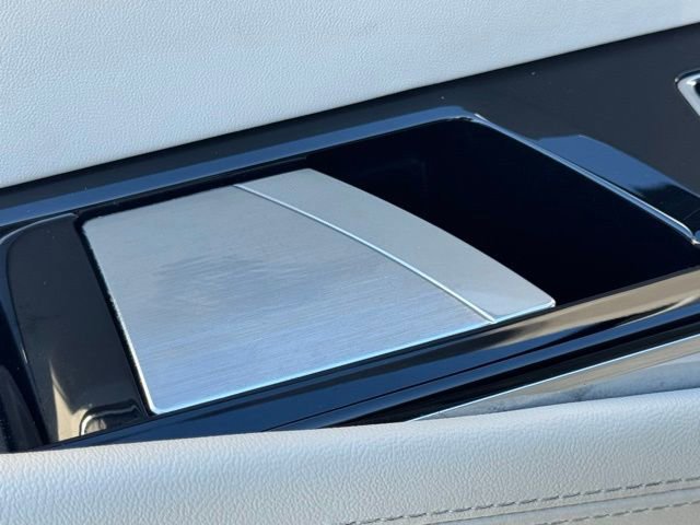 Certified 2025 Cadillac Escalade ESV Sport Platinum image 17