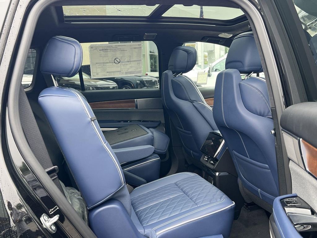 New 2026 Cadillac Vistiq Premium Luxury image 34