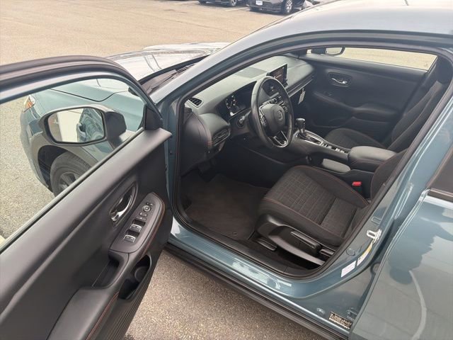 Used 2023 Honda HR-V Sport image 8