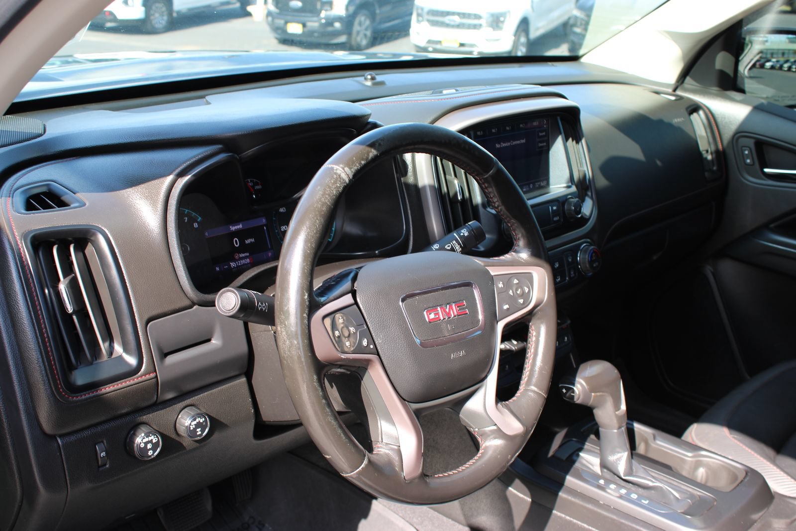 Used 2019 GMC Canyon All Terrain w/ All Terrain X Package AWD/4WD image 10