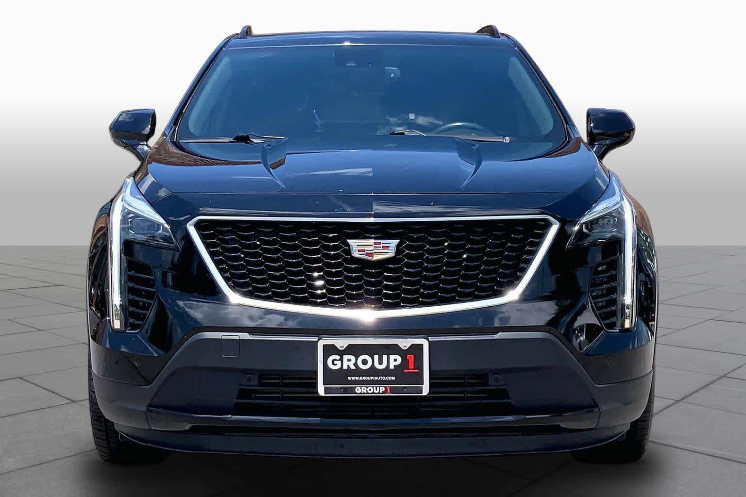 Used 2020 Cadillac XT4 Sport w/ Cold Weather Package FWD image 4