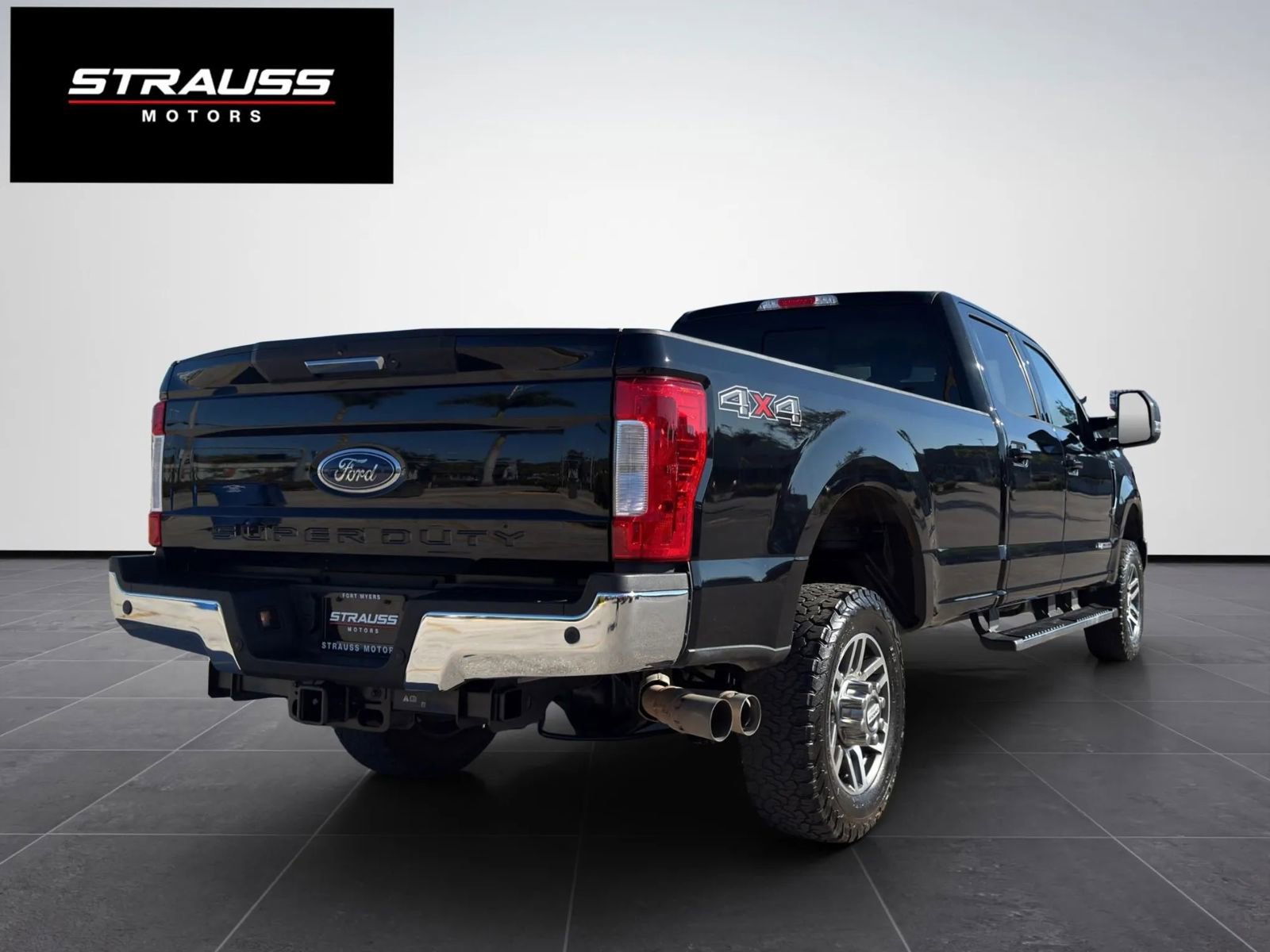 Used 2018 Ford F350 Lariat w/ Camper Package AWD/4WD image 10
