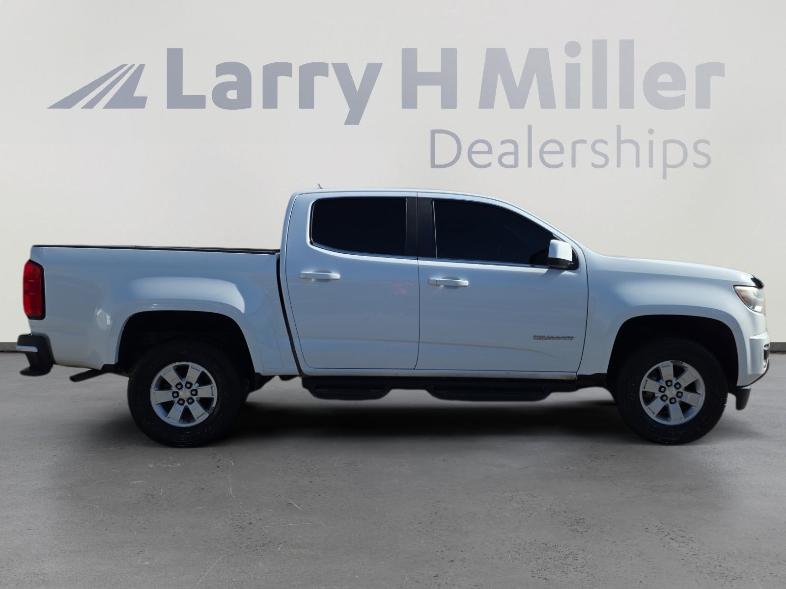 Used 2017 Chevrolet Colorado W/T w/ WT Convenience Package image 6