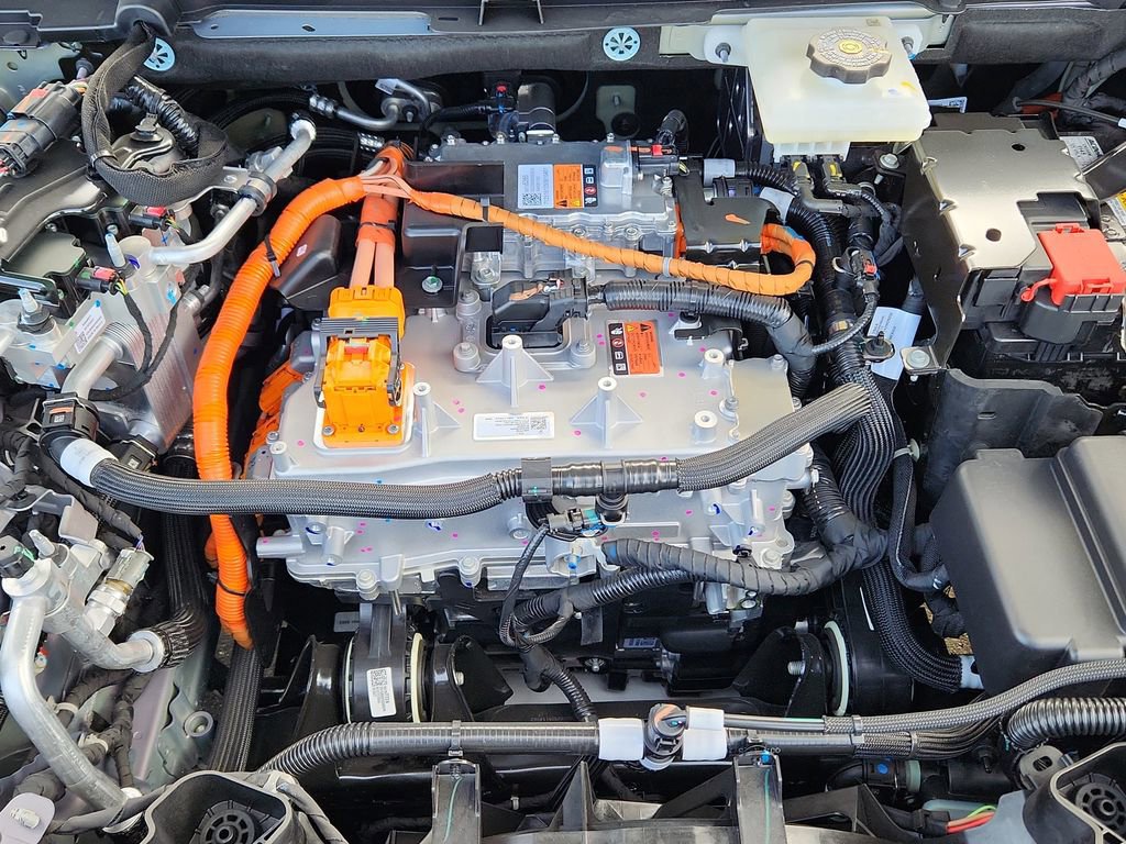 New 2026 Cadillac Optiq Luxury 2 image 21