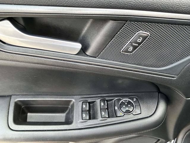 Certified 2024 Ford Edge SE w/ Black Appearance Package AWD/4WD image 18