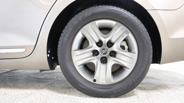 Used 2011 Buick LaCrosse CX FWD image 19