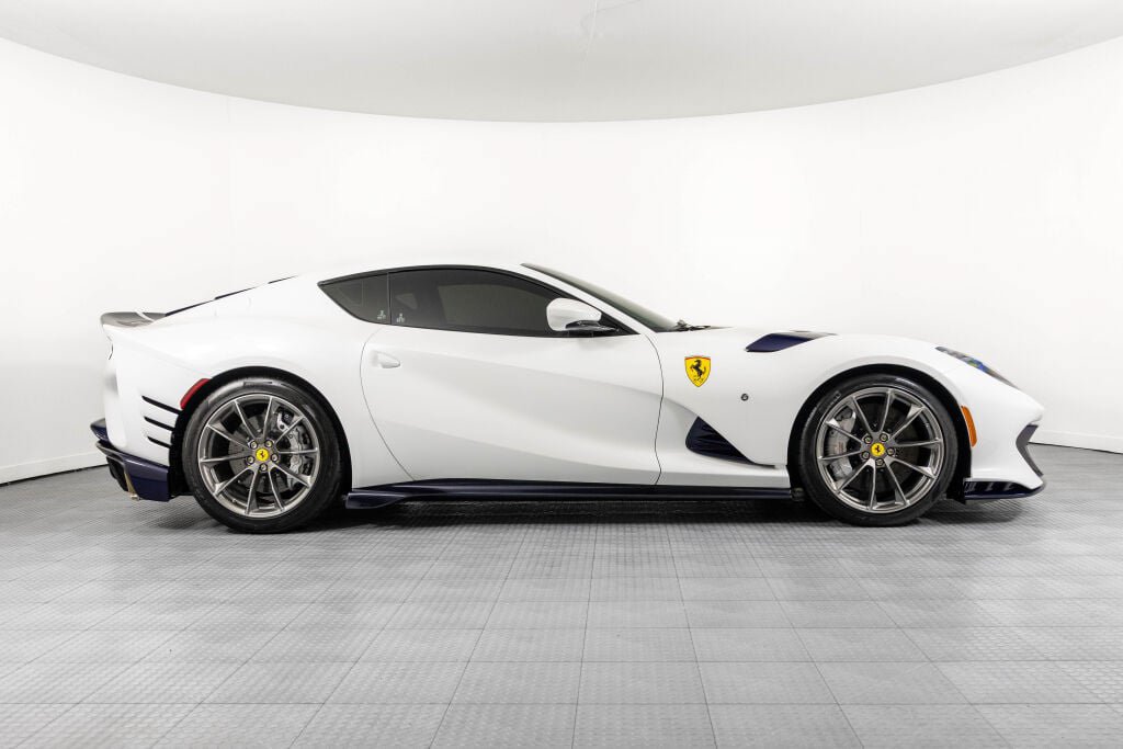 Used 2023 Ferrari 812 Competizione RWD image 3