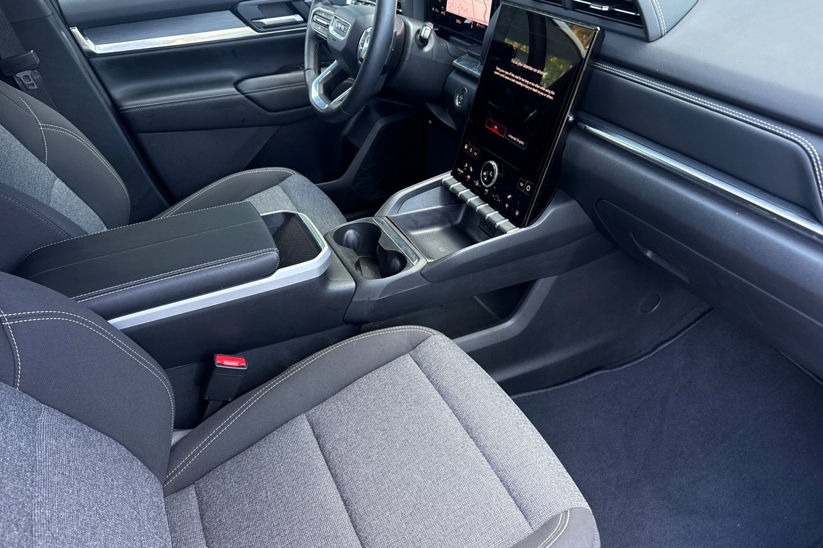 Used 2026 GMC Terrain Elevation w/ Technology Package II AWD/4WD image 20